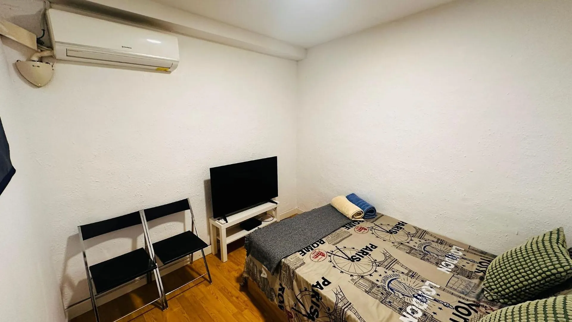 Cosy Rentals Bcn Barcelona 0*,  Spain